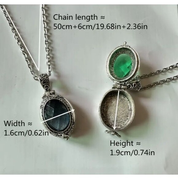 Antique Silver Green Stone Poison Locket Ashes Pill Necklace - Picture 4 of 6